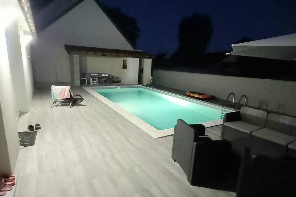 15Min De Disney, Dependance Et Piscine Privee A La Campagne Crevecoeur-en Brie ภายนอก รูปภาพ